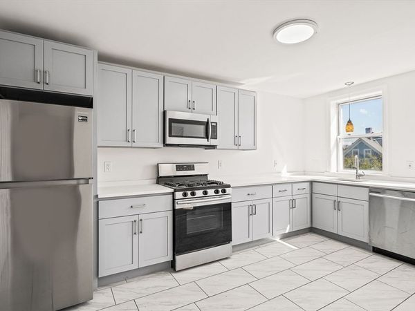 18 Dudley St, Unit 3, Cambridge, MA 02140