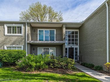 1111 N Old Woodward Avenue , Birmingham, MI 48009