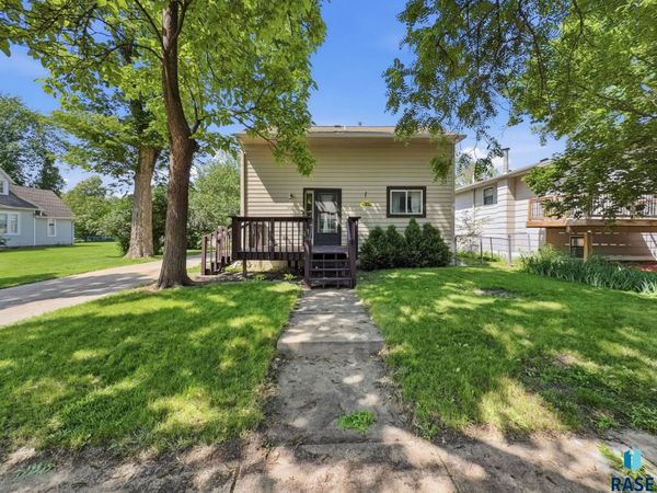200 W Lotta St, Sioux Falls, SD 57105
