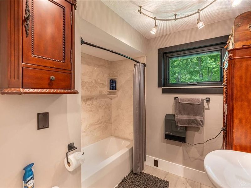 2735 Lower Bellbrook Road, Sugarcreek Township, OH 45370 Photo 46