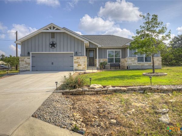 1720 Rocky Ridge Loop, Canyon Lake, TX 78133