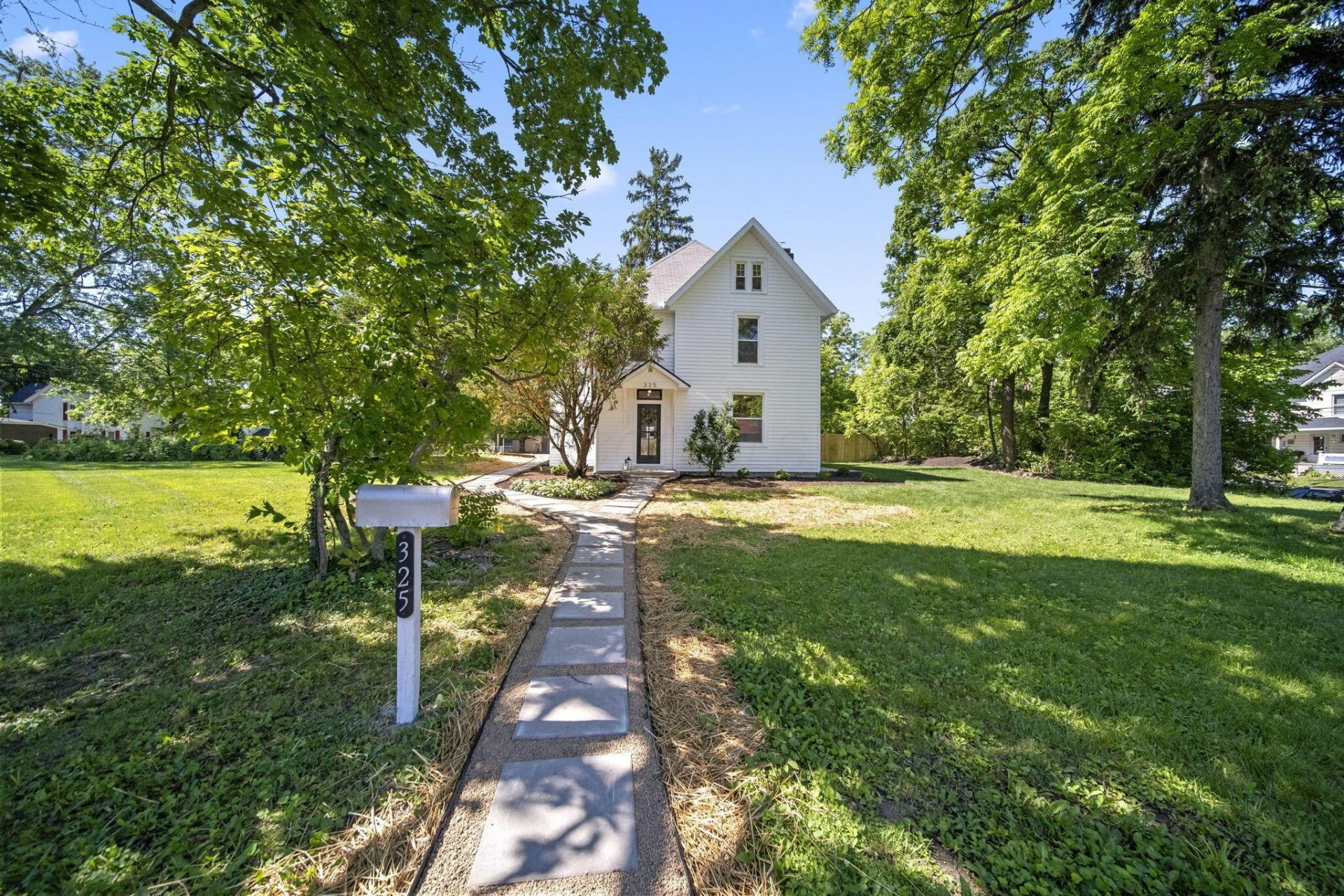 325 W William Street , Delaware, OH 43015 Main Photo