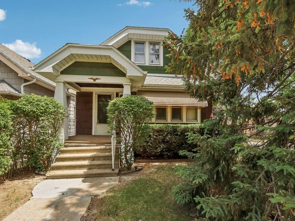 1980 S 73rd St, West Allis, WI 53219
