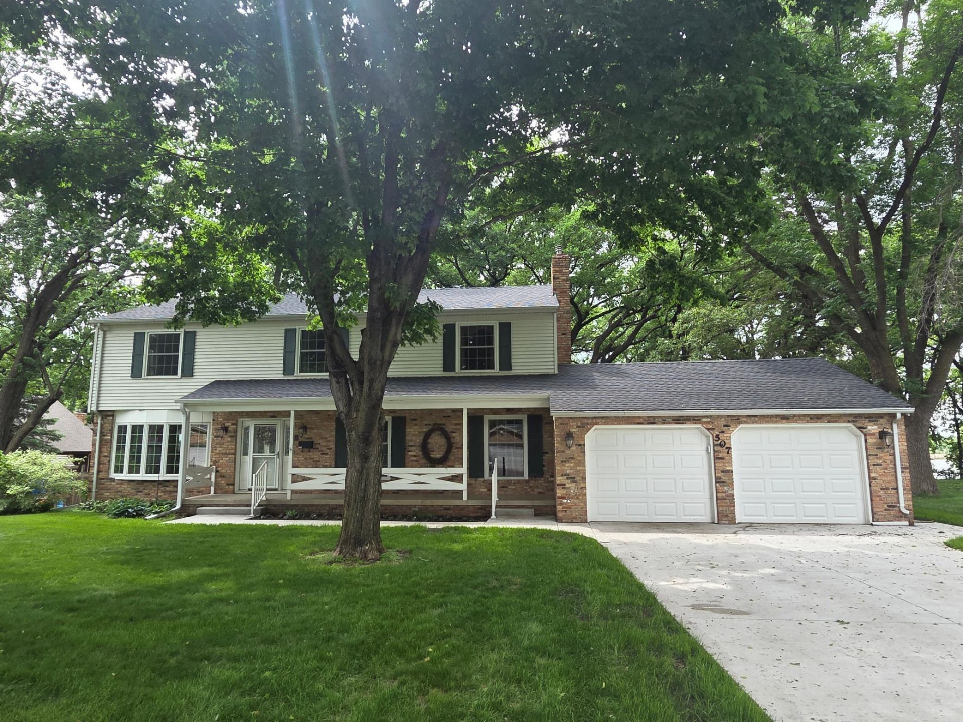 507 Knollwood Drive NW, Willmar, MN 56201