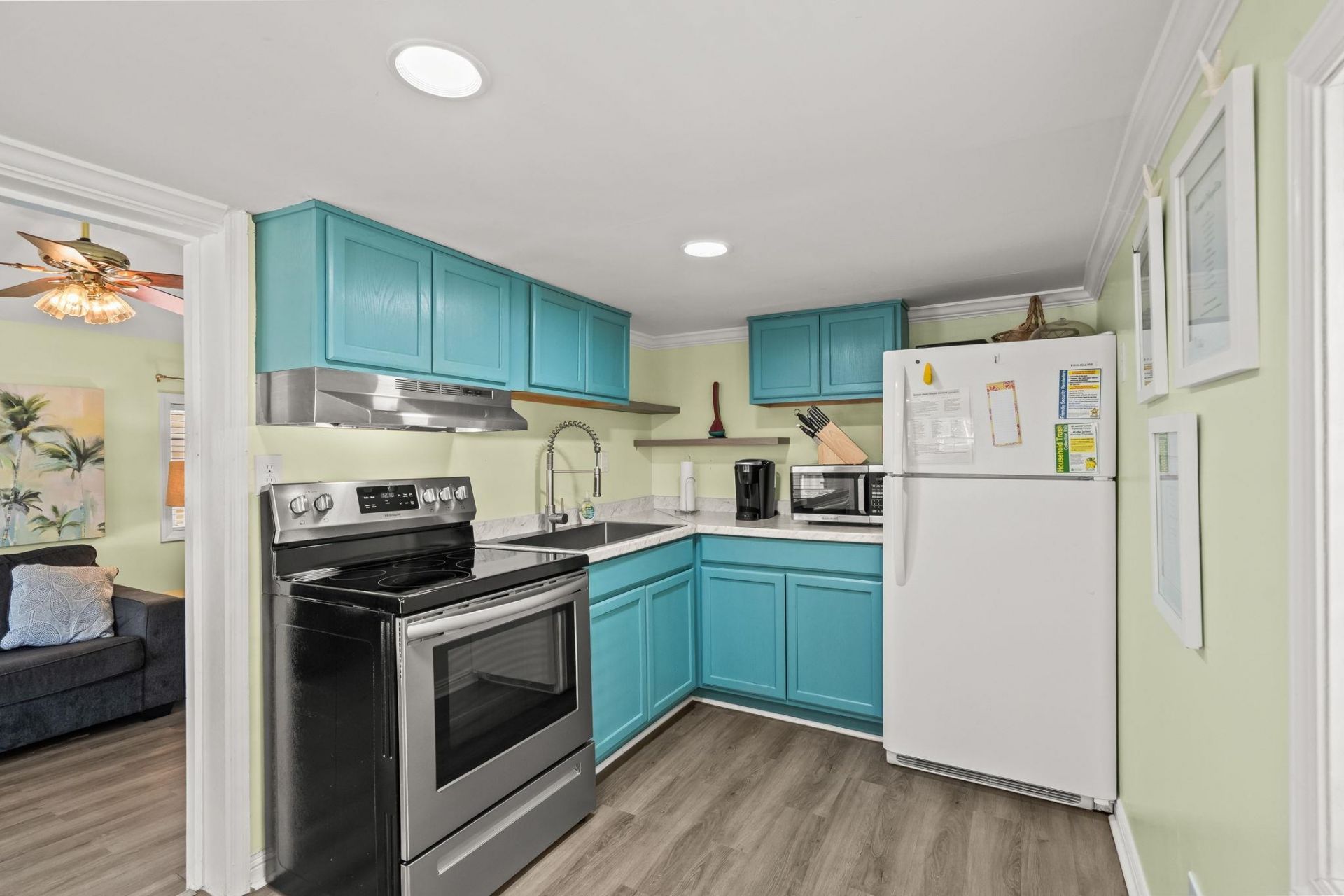 6001 - 1654 S Kings Hwy. Photo 17