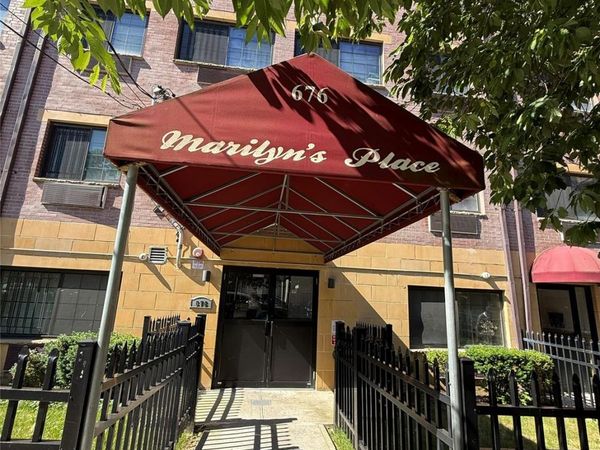 674 E 232nd Street , Bronx, NY 10466