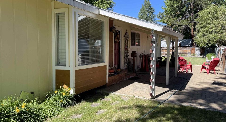 550 Third Avenue, Chester, CA 00000 Photo