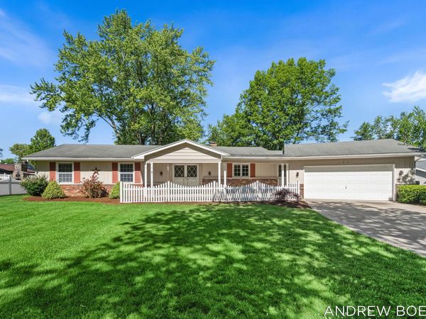 164 Euna Vista Drive, Holland, MI 49423