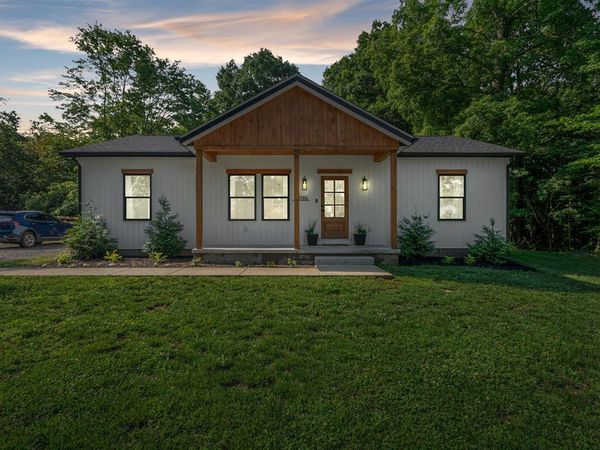 2795 Franklin Road, Scottsville, KY 42164