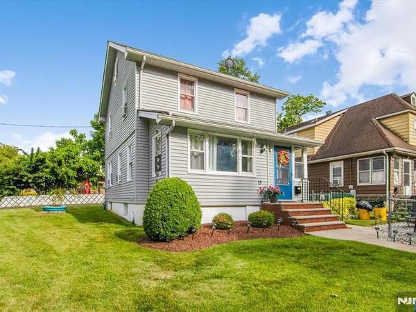 13 Elm Drive, CEDAR GROVE, NJ 07009