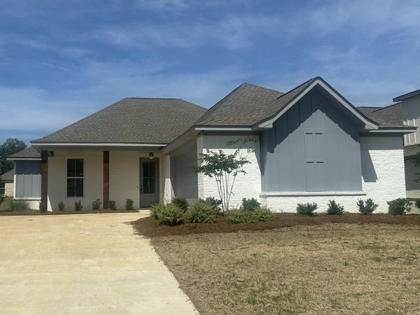 160 Bronson Bend, Flowood, MS 39232