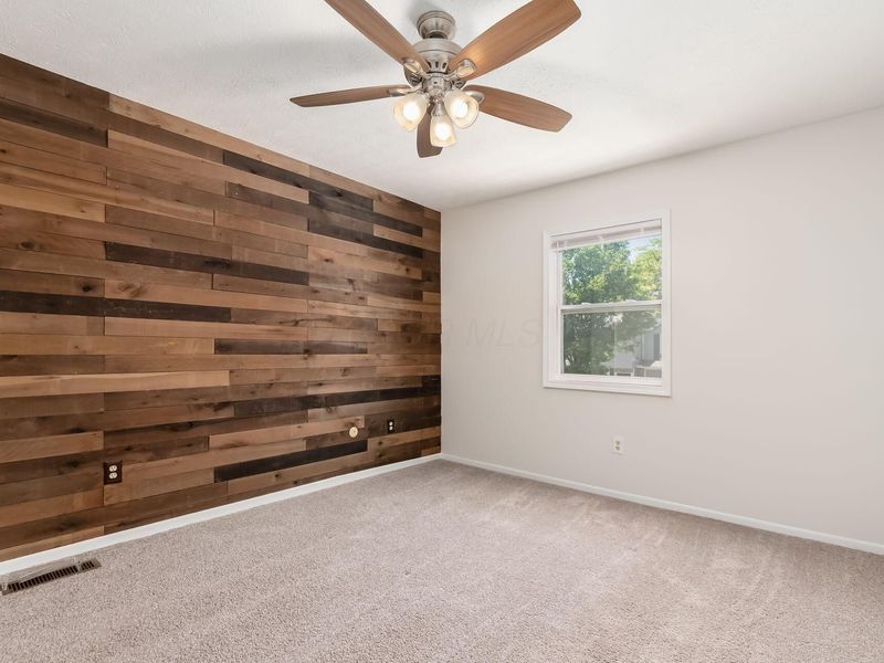916 Worthington Woods Boulevard, Unit 12, Columbus, OH 43085 Photo 14