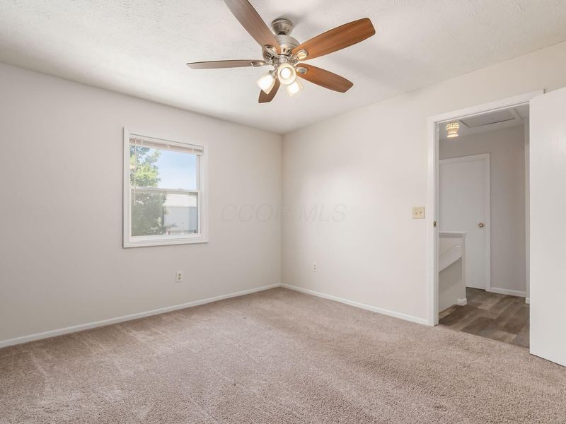 916 Worthington Woods Boulevard, Unit 12, Columbus, OH 43085 Photo 16