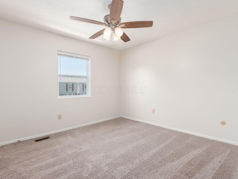 916 Worthington Woods Boulevard, Unit 12, Columbus, OH 43085 Photo 20