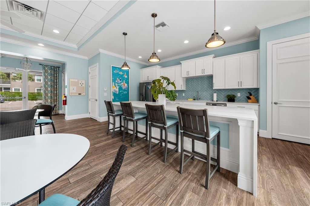 6981 Avalon Cir , Unit 1208, Naples, FL 34112 Photo