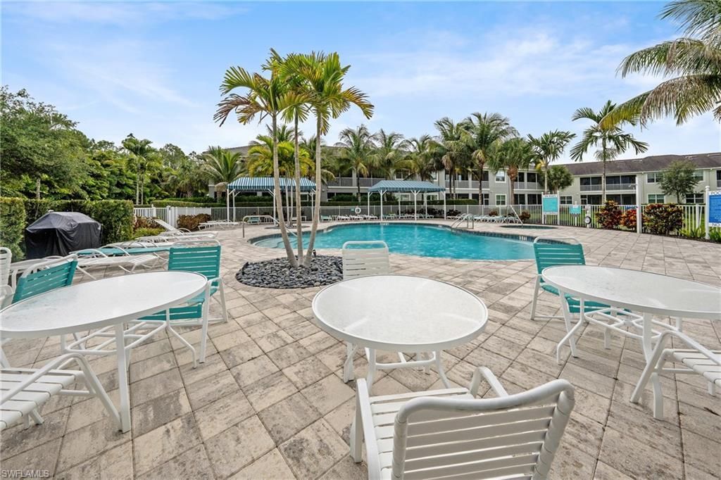 6981 Avalon Cir , Unit 1208, Naples, FL 34112 Photo