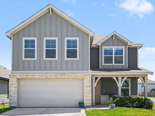 906 Crested Iris, New Braunfels, TX 78130