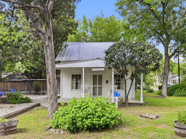 475 Butcher St, New Braunfels, TX 78130