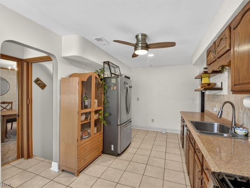 13795 Shawnee Trail, Middleburg Heights, OH 44130 Photo 14