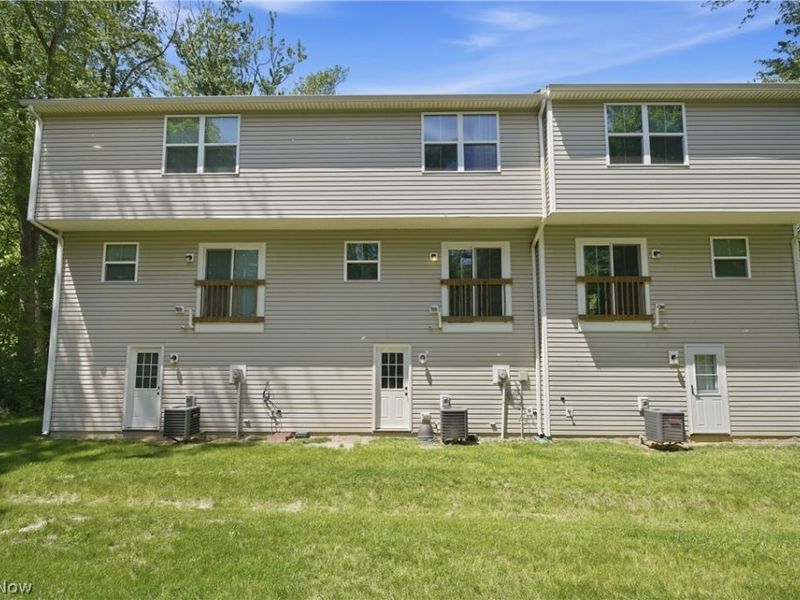 212 Raintree Lane, Painesville Township, OH 44077 Photo 25