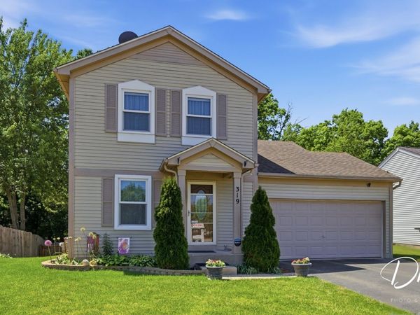 319 E Camden Lane , Round Lake Beach, IL 60073