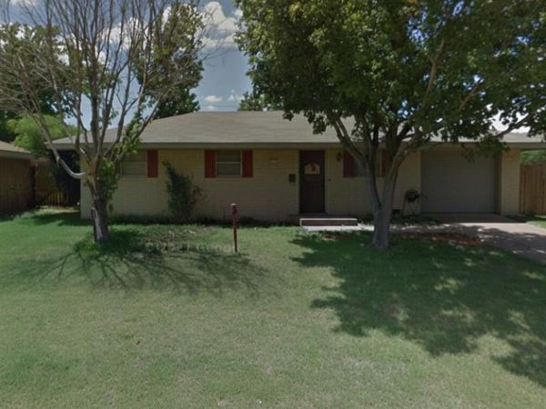 513 N 1st Street, Weatherford, OK 73096