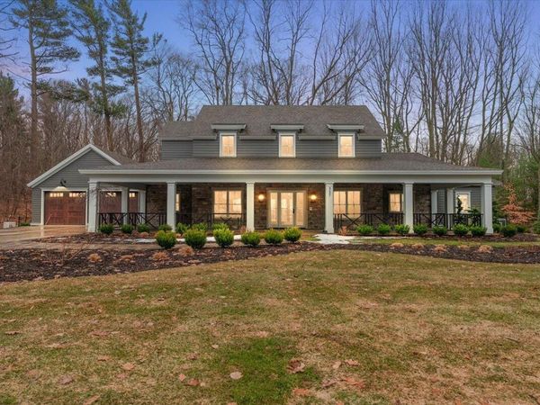 317 N Lakeshore Avenue, Holland, MI 49424