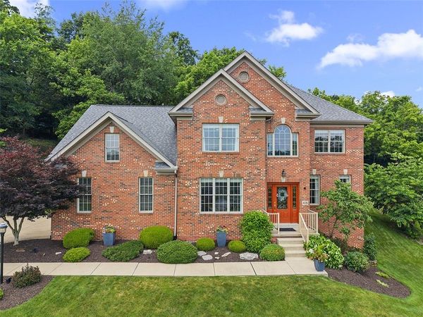 4016 Rustic Woods Dr, Jefferson Hills, PA 15025