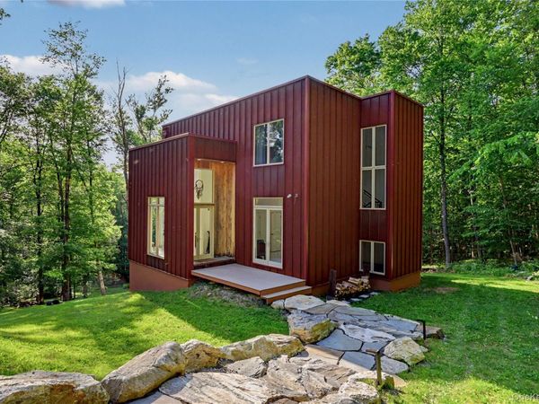 95 Deer Hill Court , Carmel, NY 10512