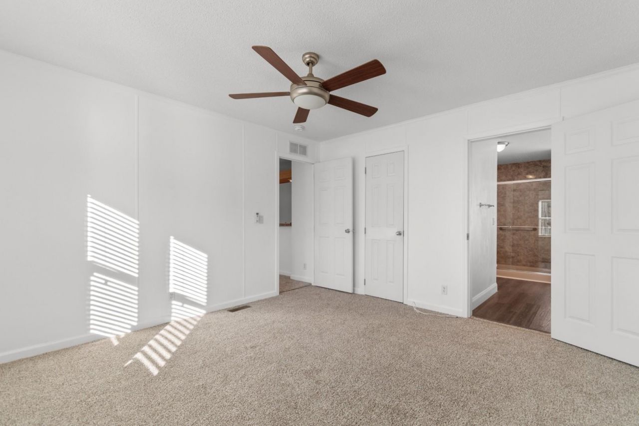 1040 Palm Dr.  Photo 12