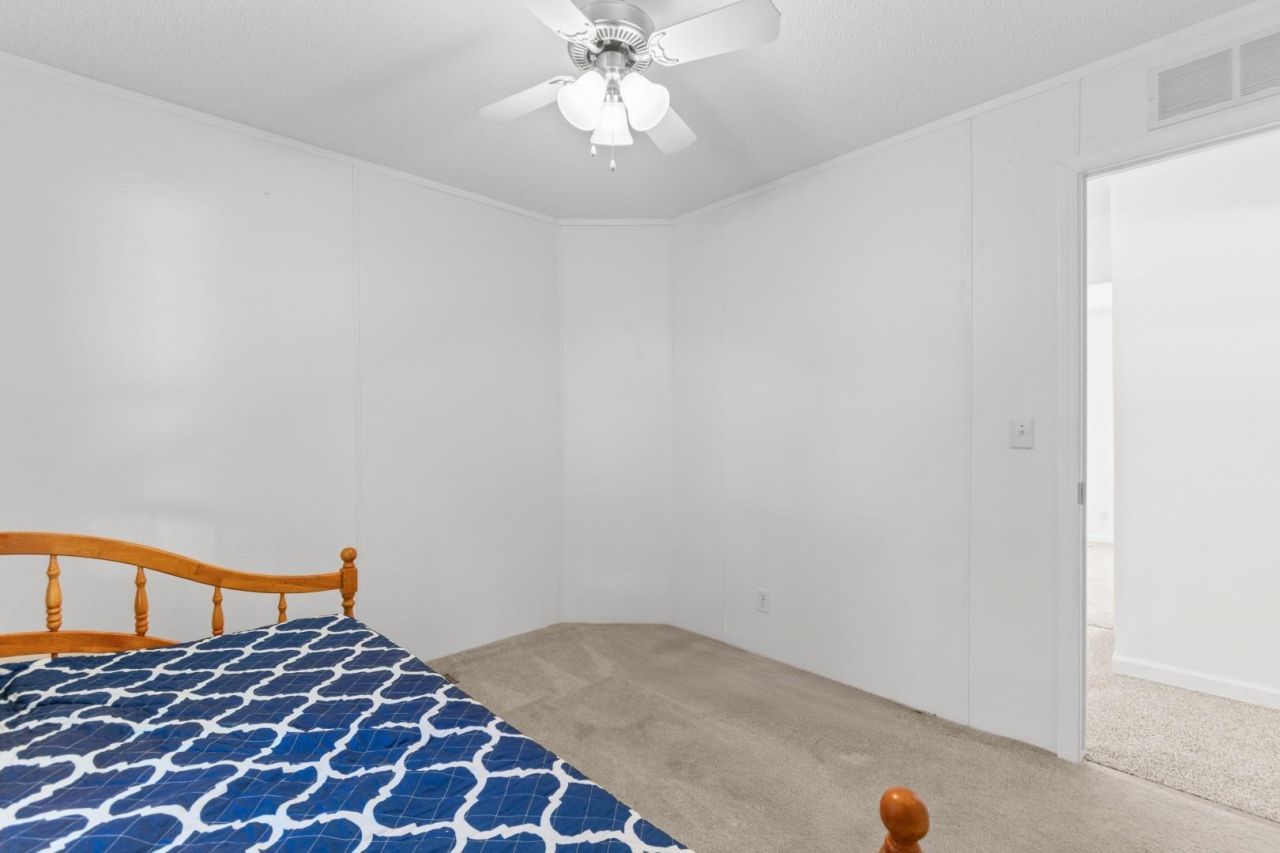 1040 Palm Dr.  Photo 18