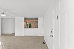 1040 Palm Dr.  photo 4