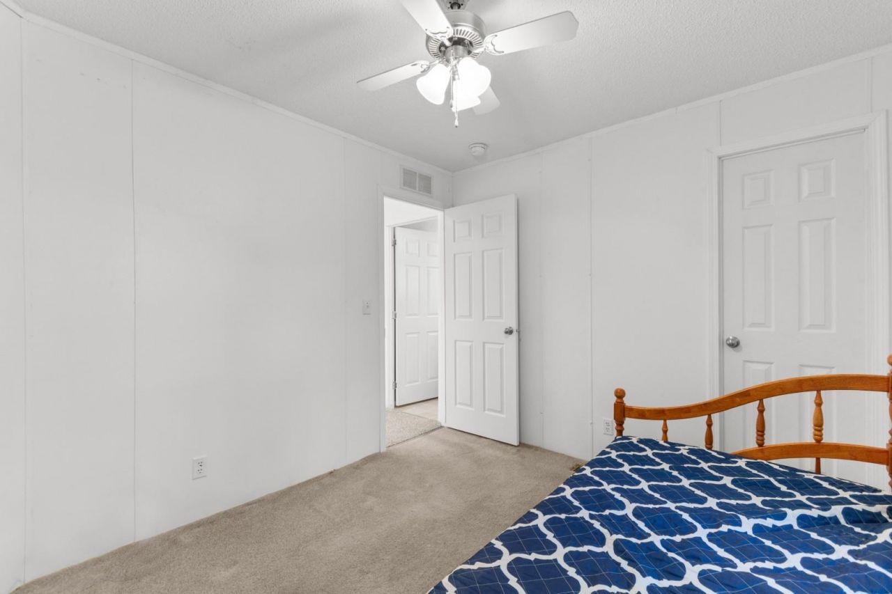 1040 Palm Dr.  Photo 20