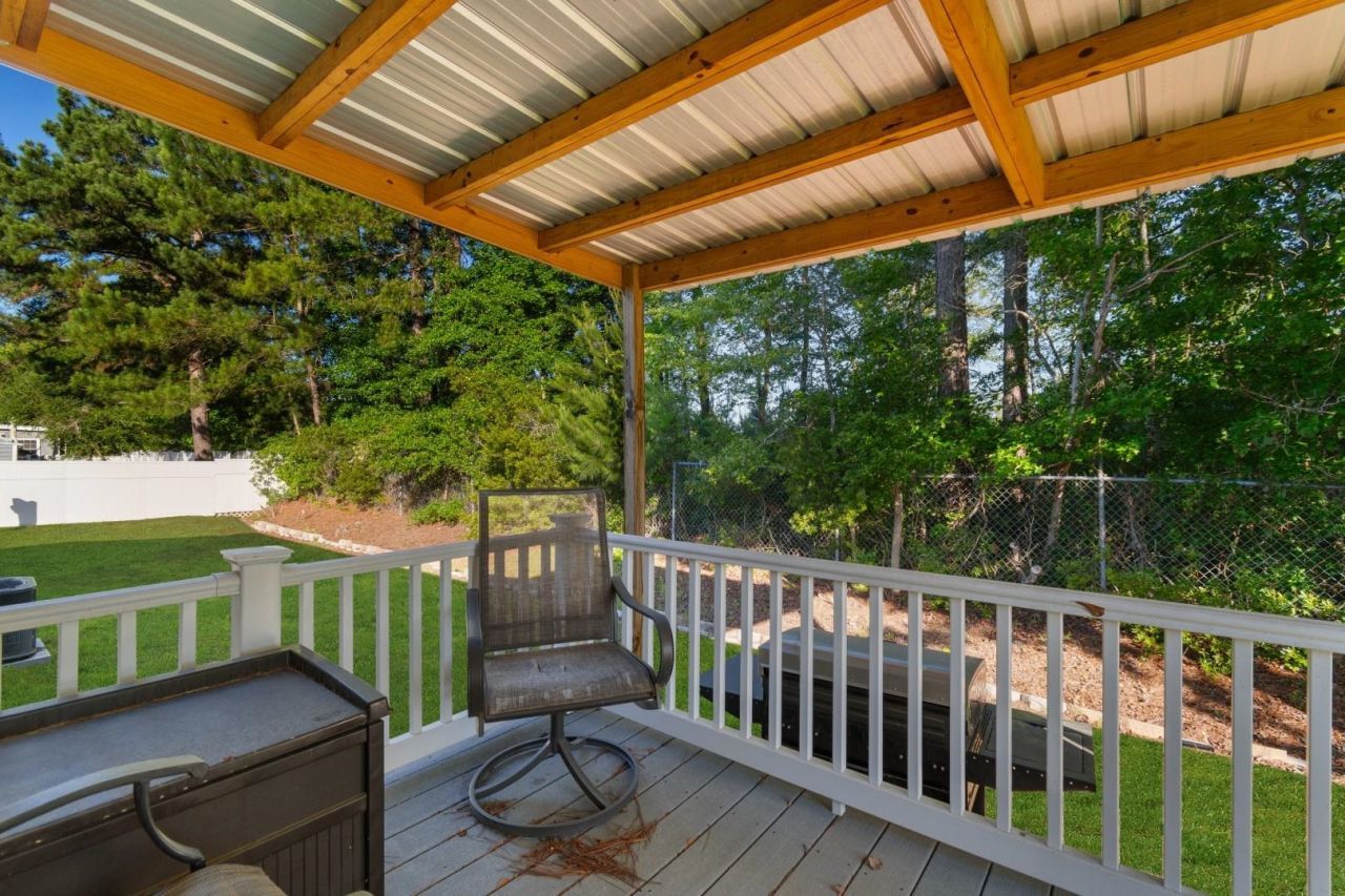 1040 Palm Dr.  Photo 29