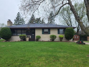 3141 Hampshire Avenue N, Crystal, MN 55427