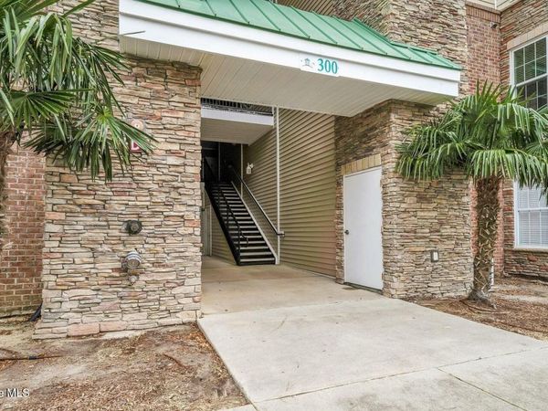 300 -325 Gateway Condos Drive , Surf City, NC 28445