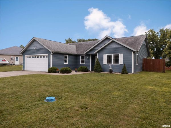 205 Noah Lane, Carterville, IL 62918