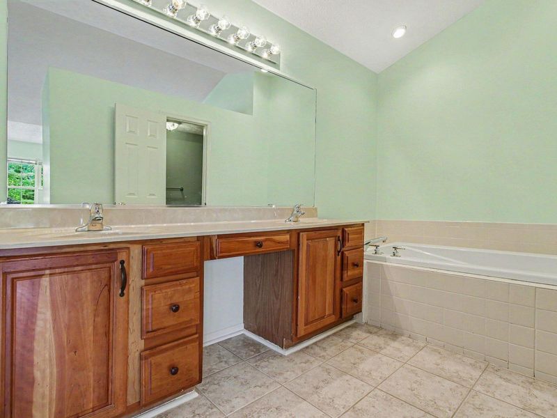 10796 Saint Andrews Drive, Union, KY 41091 Photo 13
