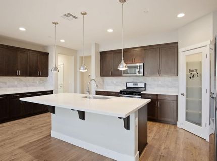 17848 Eastman Ct, Lathrop, CA 95330 Photo