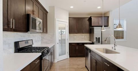 17848 Eastman Ct, Lathrop, CA 95330 Photo