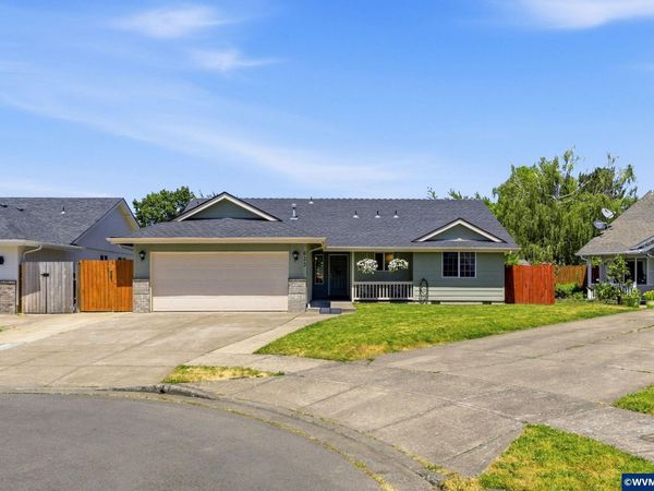 633 Cedar St, Independence, OR 97351