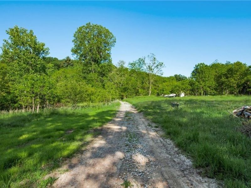 5911 Reform Road NE, Newark, OH 43055 Photo 5