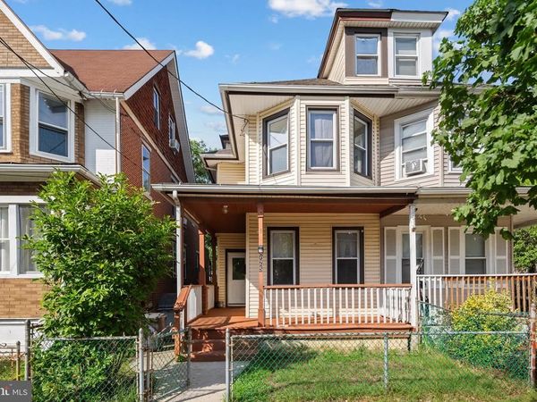 725 HUNTER STREET, GLOUCESTER CITY, NJ 08030