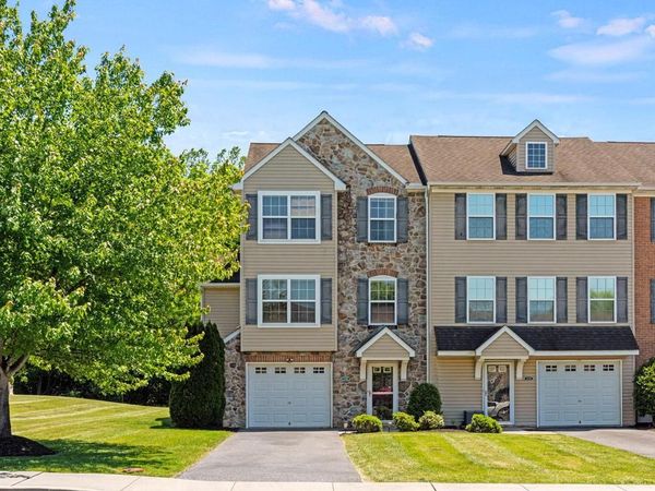 115 WESTPOINT DRIVE, CARLISLE, PA 17013