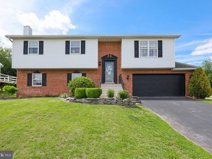 170 OVERVIEW CIRCLE W Red Lion, PA 17356