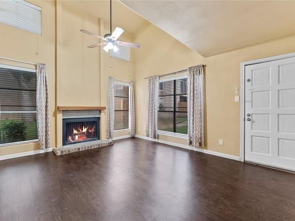 5516 Boca Raton Boulevard, Unit 310, Fort Worth, TX 76112