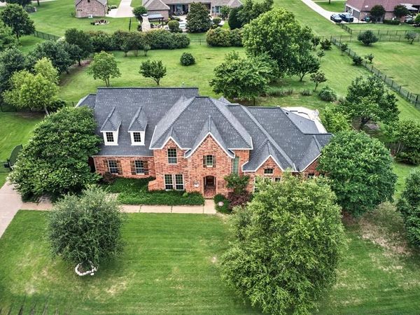 74 Stone Hinge Drive , Fairview, TX 75069