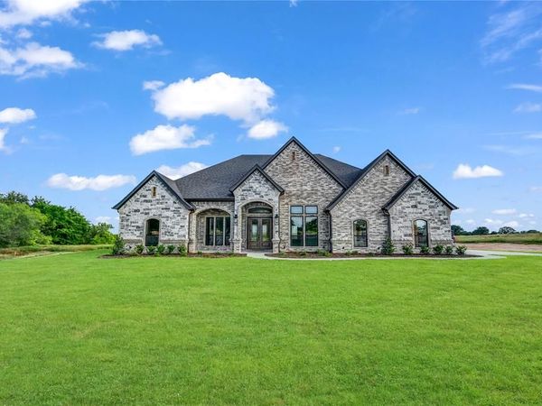 115 Turtle Back Ridge, Decatur, TX 76234