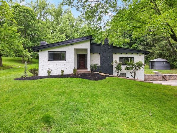 106 Nyetimber Pkwy , Coraopolis, PA 15108