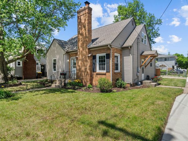 552 River Lane, LOVES PARK, IL 61111